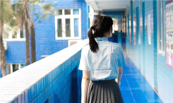 南城街道如何找到一个可以帮助我生孩子的女人？