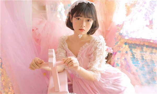 南城街道供卵试管代怀生子多少钱？这一直是很多不孕不育家庭关注的话题。在中国，不孕不育的发生率越来越高，根据《中国不孕不育现状调研报告》显示，育龄夫妇的不孕不育率从20年前的3%增长至现在的12.5%-18.2%，患者人数高达6000万以上。在这样的背景下，许多家庭通过供卵试管来实现自己的生育梦想。那么，供卵试管代怀生子的费用到底是多少呢？